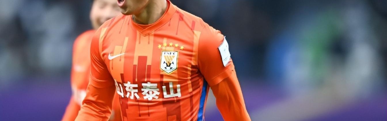 网传23岁鲁能锋霸来到铜梁龙试训，19岁就在亚冠进球，值得期待