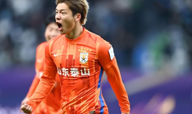 网传23岁鲁能锋霸来到铜梁龙试训，19岁就在亚冠进球，值得期待